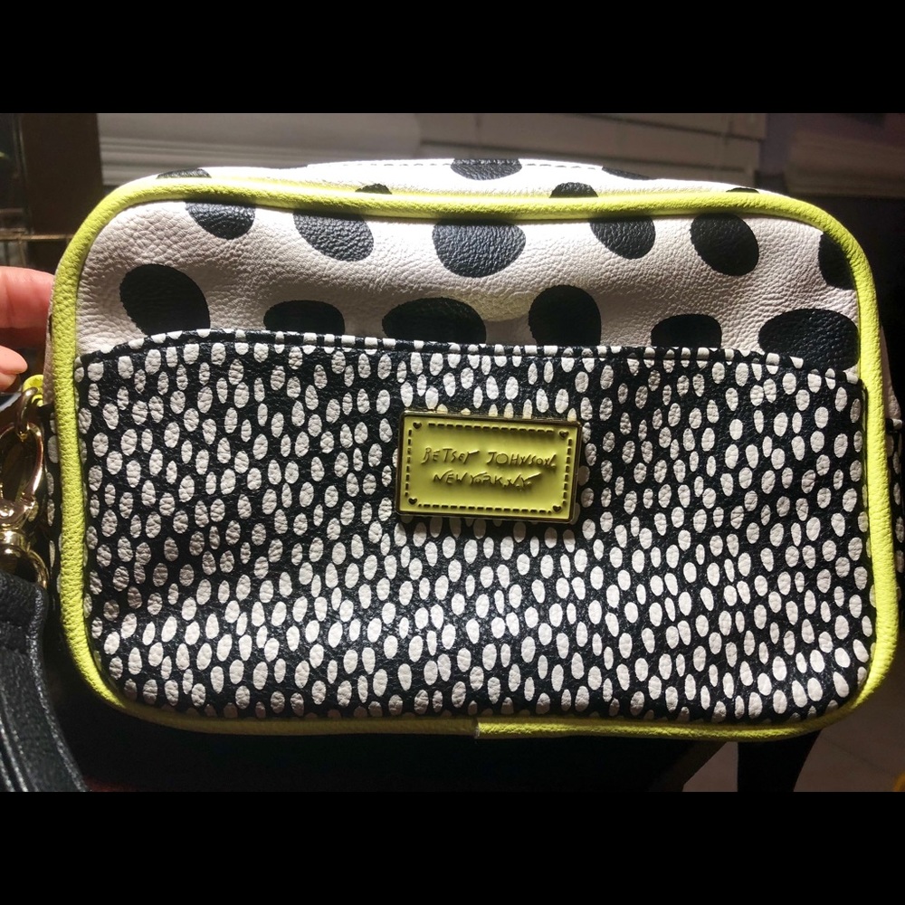 Betsey Johnson Crossbody Bag.